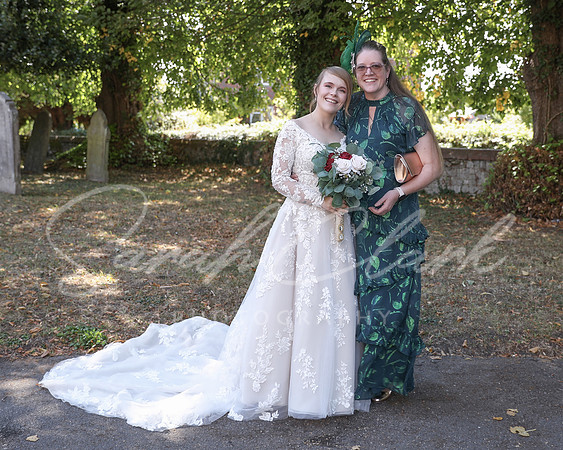 KirstyDomWedding26-147