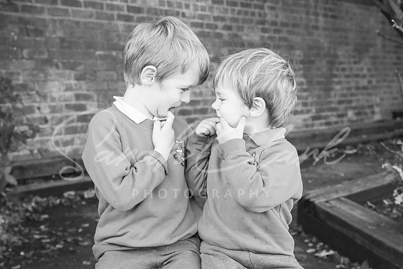 ShalfordSiblingsAutumn26-85