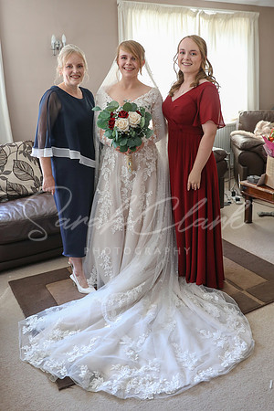 KirstyDomWedding26-37