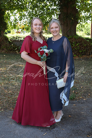KirstyDomWedding26-110
