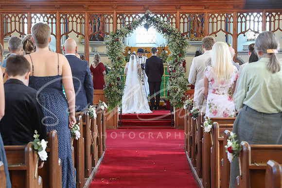 KirstyDomWedding26-250