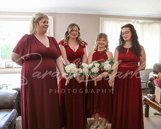 KirstyDomWedding26-14