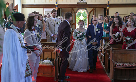 KirstyDomWedding26-193