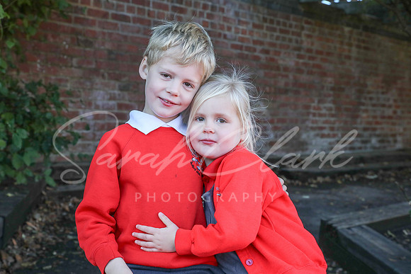 ShalfordSiblingsAutumn26-62