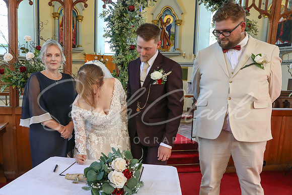 KirstyDomWedding26-248