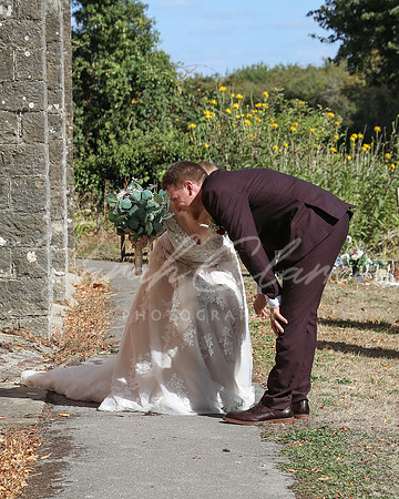 KirstyDomWedding26-292