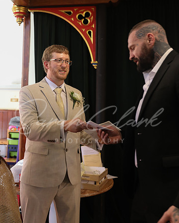 KirstyDomWedding26-129