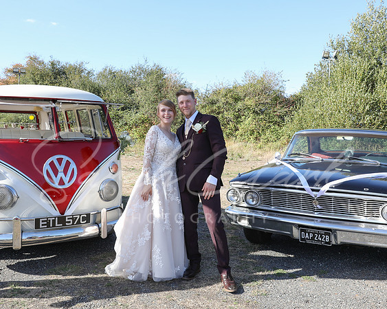 KirstyDomWedding26-387