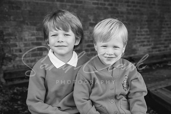 ShalfordSiblingsAutumn26-27