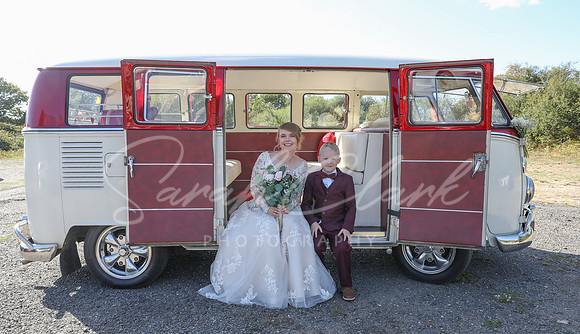 KirstyDomWedding26-377