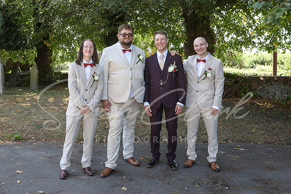 KirstyDomWedding26-80