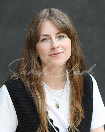 VictoriaPHeadshots25-50
