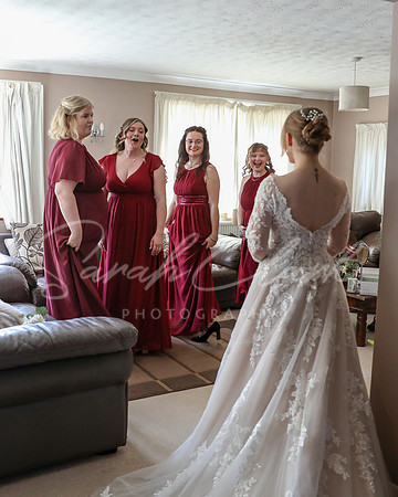 KirstyDomWedding26-19