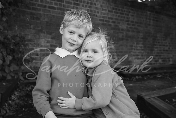 ShalfordSiblingsAutumn26-61
