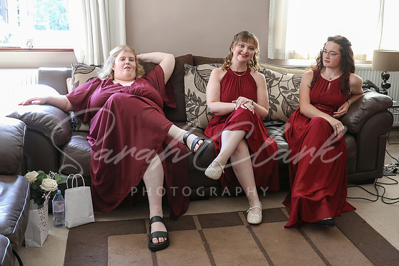 KirstyDomWedding26-9