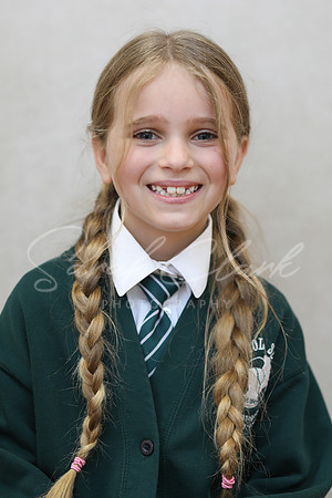 PlaxtolYear4PortraitsAutumn24-4