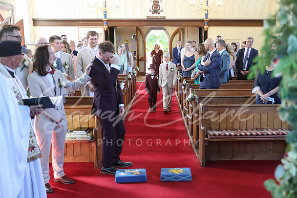 KirstyDomWedding26-167