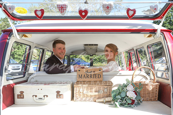 KirstyDomWedding26-352