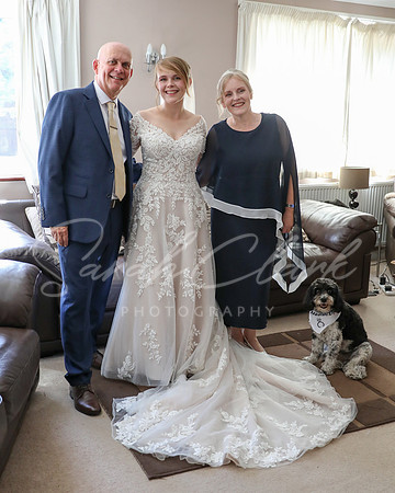 KirstyDomWedding26-64