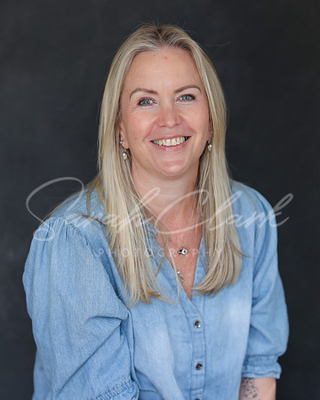 MichelleBHeadshots26-39