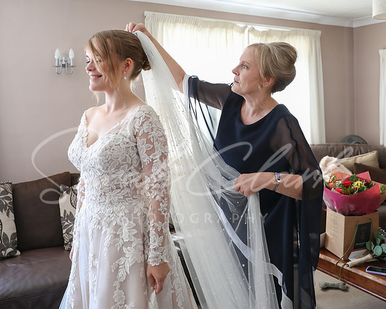 KirstyDomWedding26-32