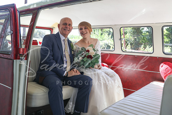 KirstyDomWedding26-138