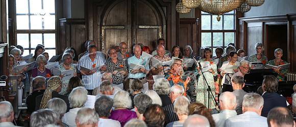 KilndownCommunityChoirJune24-97
