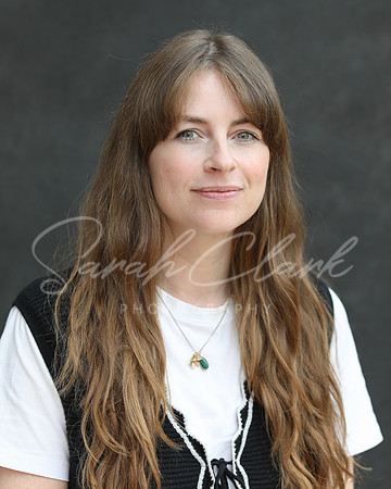 VictoriaPHeadshots25-2