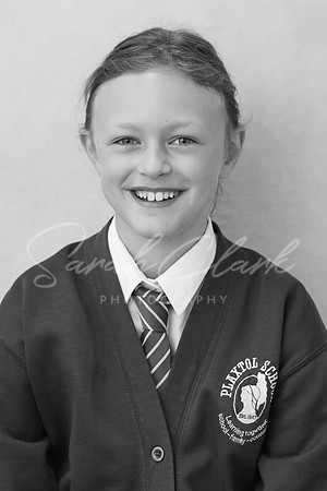 PlaxtolYear5Portraits23-9
