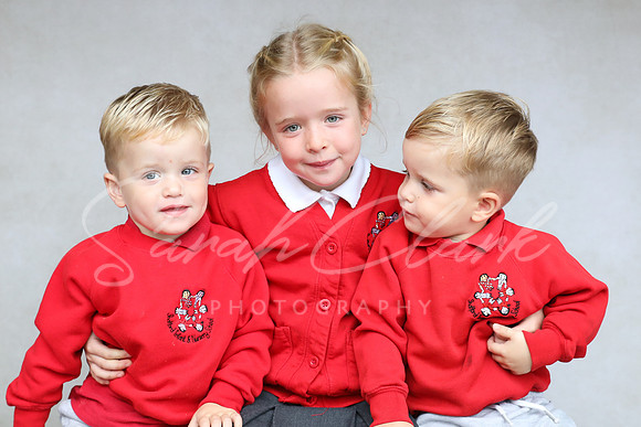 ShalfordSiblings23-28