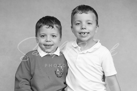 ShalfordSiblings23-197