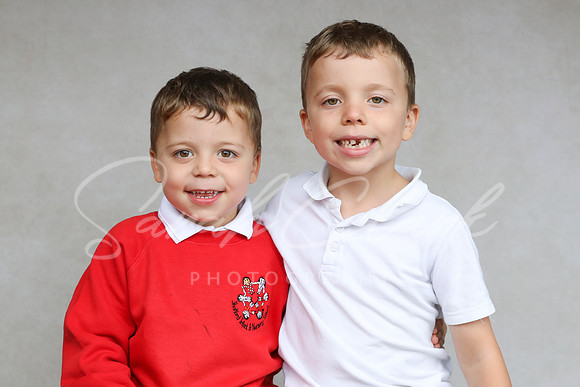 ShalfordSiblings23-198