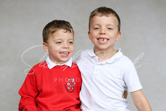 ShalfordSiblings23-200