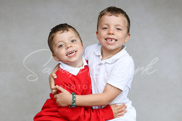 ShalfordSiblings23-210