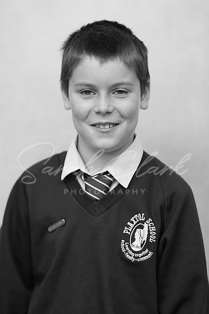 PlaxtolYear5PortraitsAutumn24-17