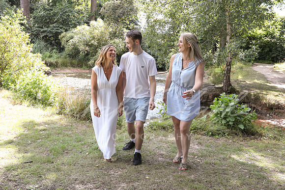 CarolineWFamily25-111