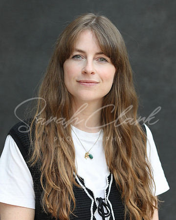 VictoriaPHeadshots25-5