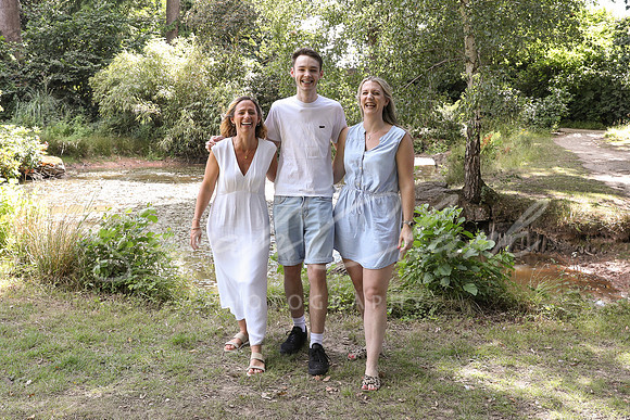 CarolineWFamily25-104