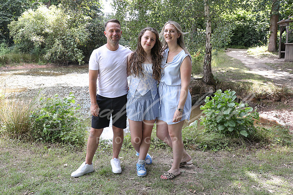 CarolineWFamily25-122