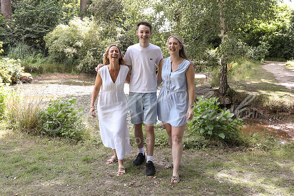CarolineWFamily25-103