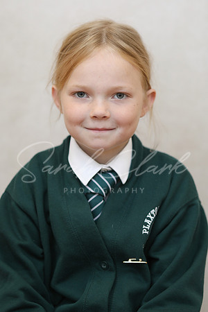 PlaxtolYear4PortraitsAutumn24-16