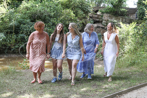 CarolineWFamily25-74