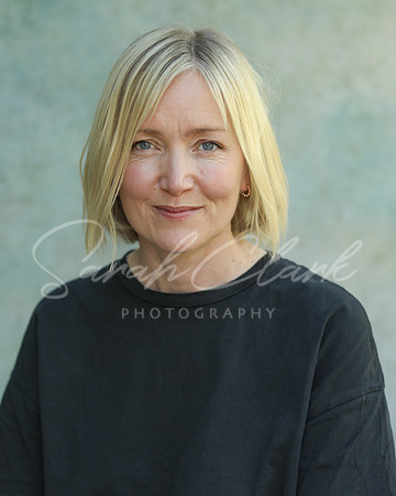 GeorginaPHeadshots25-100