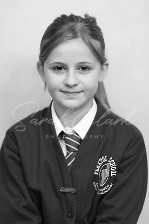 PlaxtolYear5PortraitsAutumn24-49
