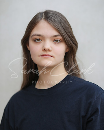 AnnaHeadshots24-1