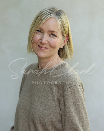 GeorginaPHeadshots25-52