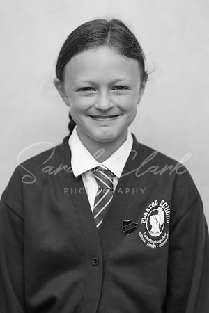 PlaxtolYear6PortraitsAutumn24-15