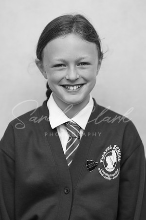 PlaxtolYear6PortraitsAutumn24-17