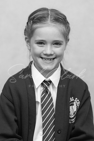 PlaxtolYear3PortraitsAutumn24-5