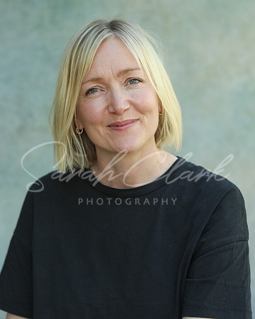 GeorginaPHeadshots25-110